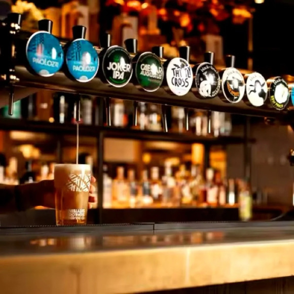 Muskoka Brewery- Round Fisheye Beer / Keg / Lens  / Badge / Medallion 🍺 - Picture 5 of 5